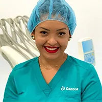 Auxiliar Karina Moreira